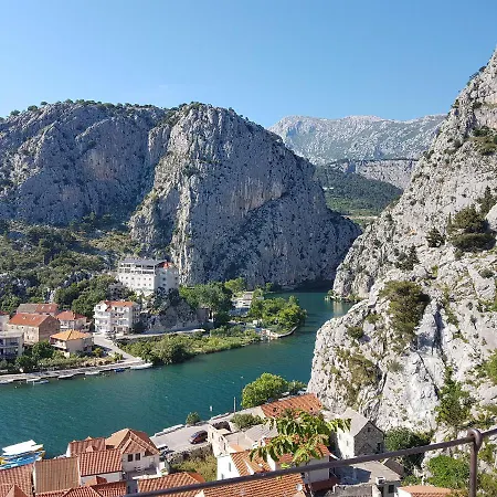 Lägenhet Sreta Omiš