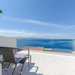 Sreta Apartman *