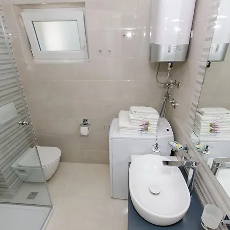 Apartment Sreta *